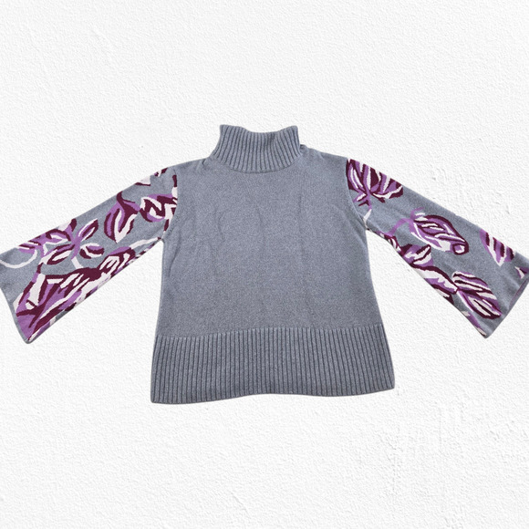Cabi Eden Pullover Sweater Gray Floral Bell Sleeve Turtleneck Size Medium - Picture 11 of 12